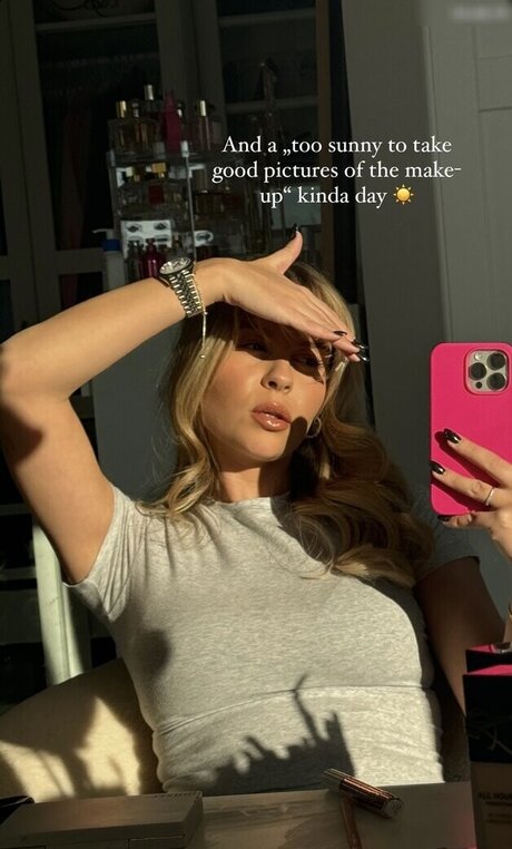 Dagi Bee Gratis OnlyFans