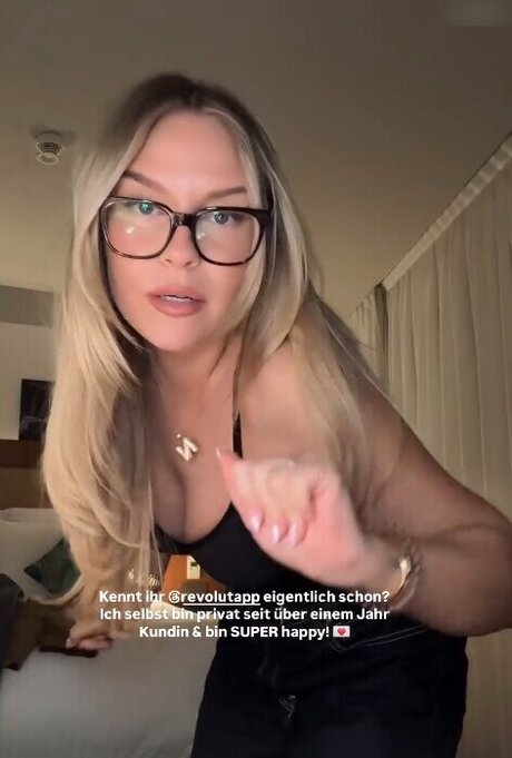 Dagi Bee Nacktbilder von OnlyFans