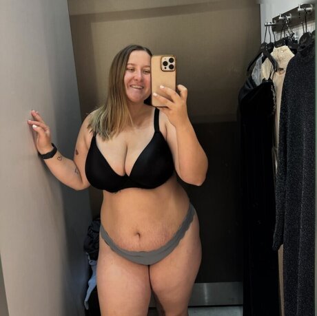 endlich zufrieden Nacktbilder OnlyFans