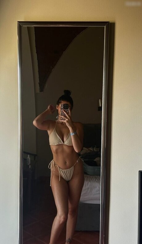 Nikelein OnlyFans Leaj