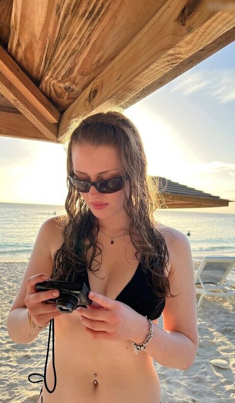 Yana Clare OnlyFans Porno