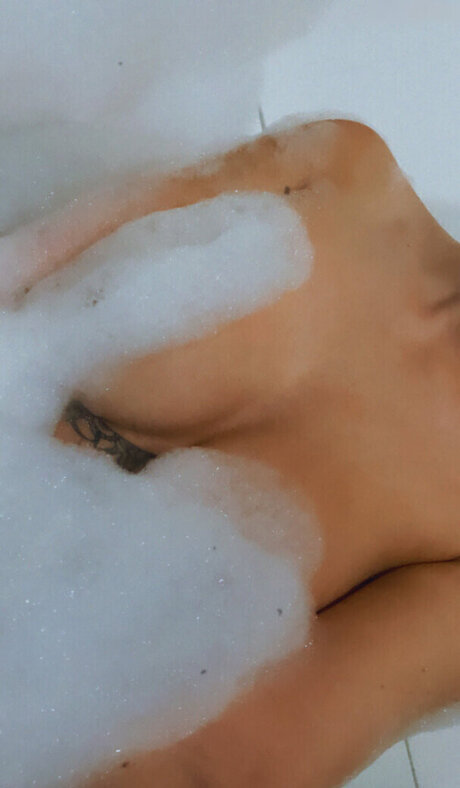 Julia R mmelt OnlyFans XX