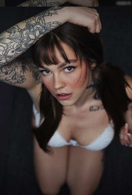 Tizeax OnlyFans Bilder