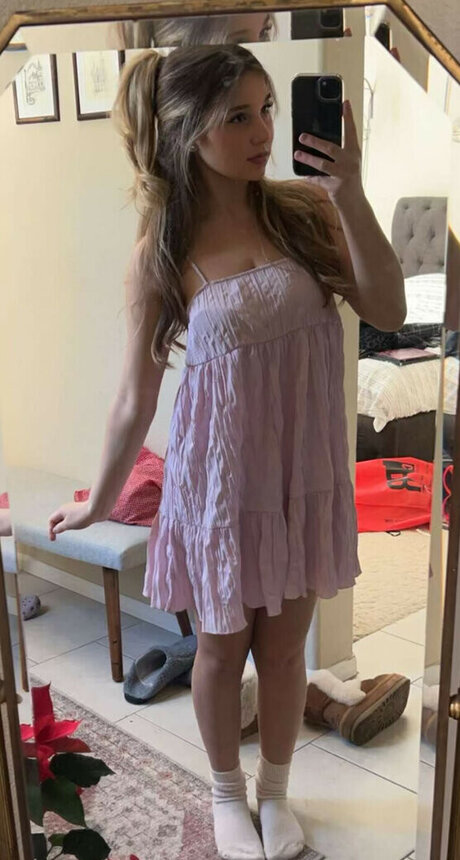 Sara Dobrik OnlyFans Beiträge