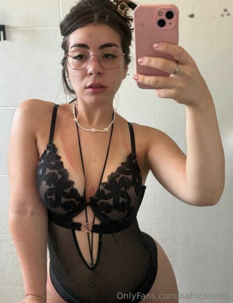nahii carceres OnlyFans Leaks