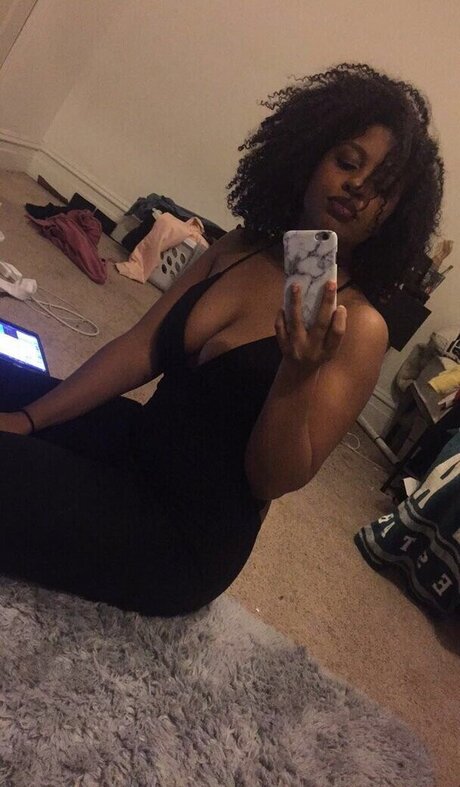 Juicy Couture Nacktbilder OnlyFans Geleakt