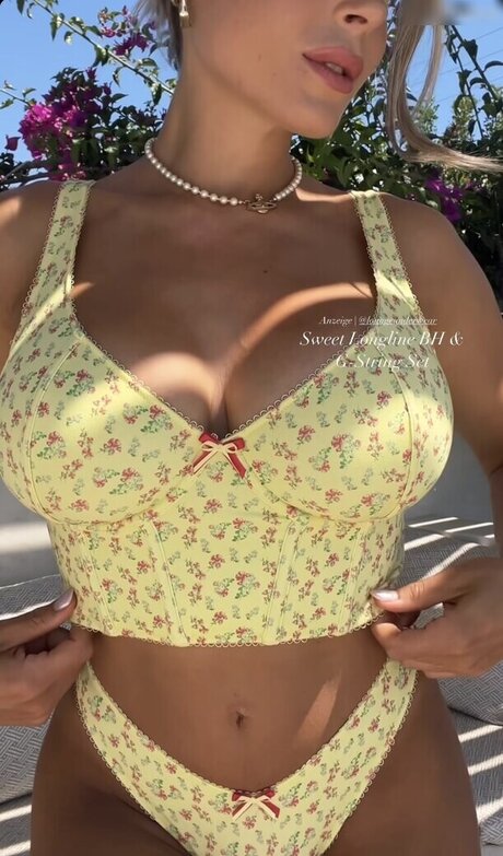 brünette lehrerin onlyfans heiß XXX Aufnahme