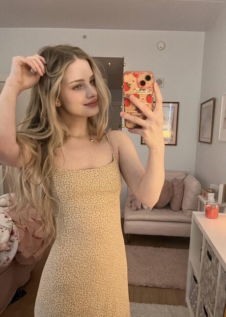 Ambieanne Nacktbilder von OnlyFans geleakt