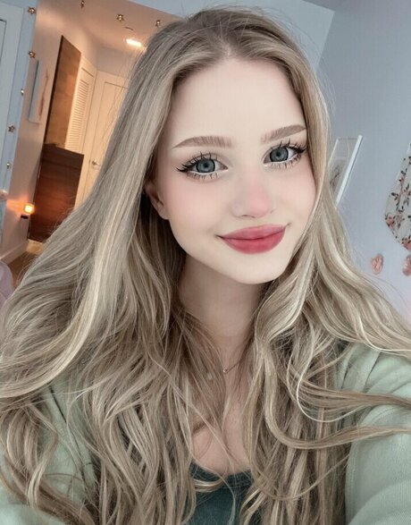 Ambieanne Nacktbilder OnlyFans