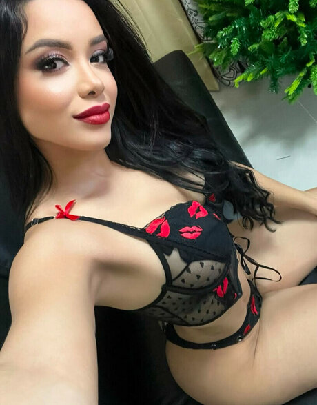 Anakarina Millan Nackt OnlyFans Porn