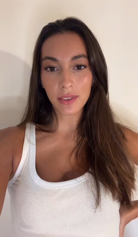 Sara Balzer OnlyFans Arsch Leak