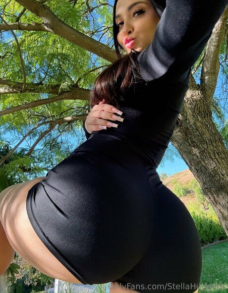 Sthu Nacktbilder von OnlyFans geleakt