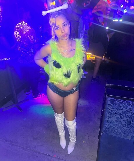 Nyah Marie NSFW OnlyFans