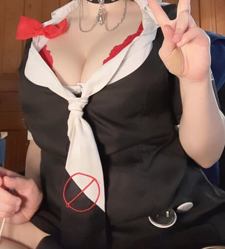 Streiss Strussel Nackt auf OnlyFans Leaks