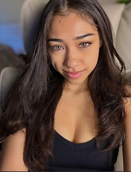 atoviah Nacktbilder OnlyFans Leaks