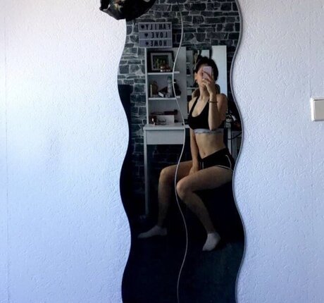 Tinelilnumb Nacktbilder von OnlyFans