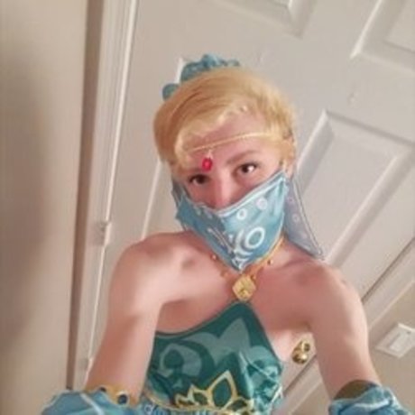 LargeAstolfo Plush_ Sex auf OnlyFans