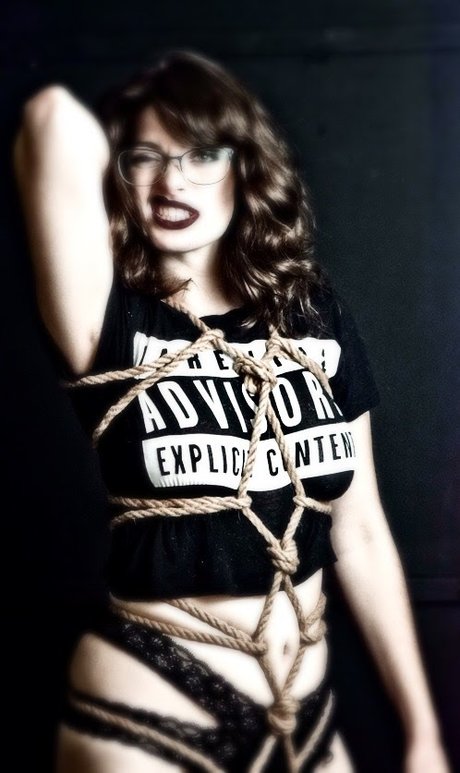 Elizabeth Helene Nacktbilder von OnlyFans