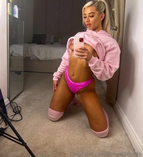 Fitness Blonde Nacktbilder OnlyFans