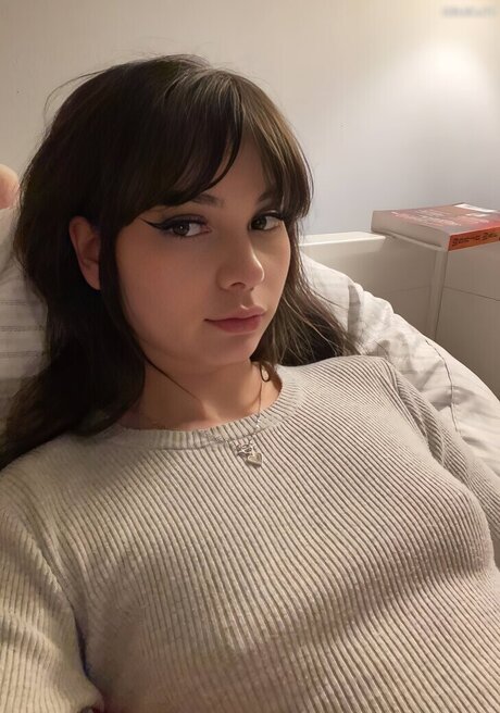 charlize OnlyFans Brüste Bild