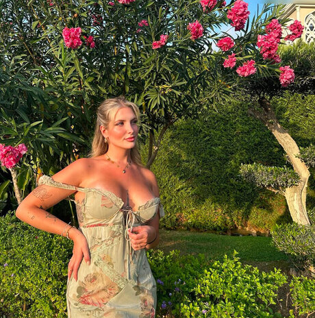 latina-dienstmädchen onlyfans schön Foto