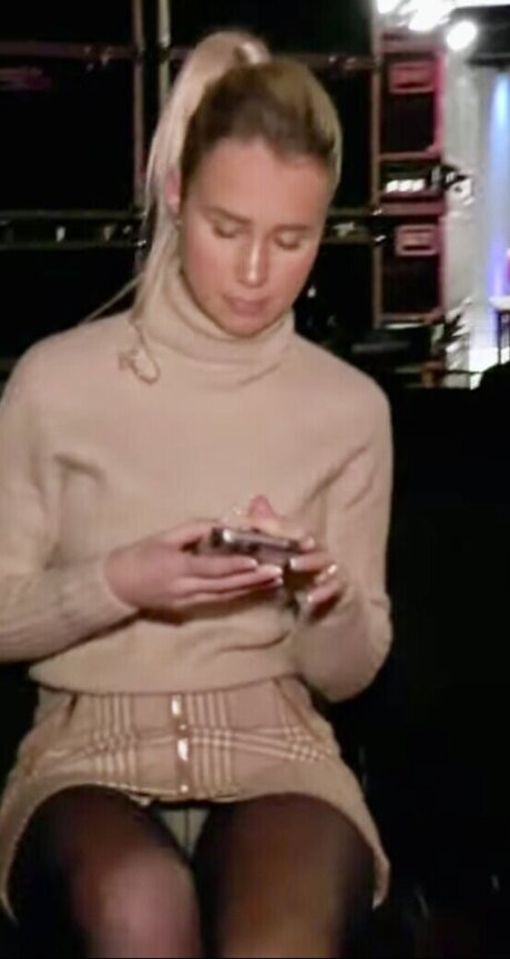 OOPS Deutsch OnlyFans Bilder