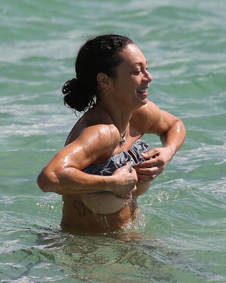 OOPS Deutsch Nacktbilder-Leaks von OnlyFans