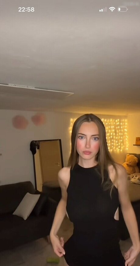 Kim Jule OnlyFans Fotos