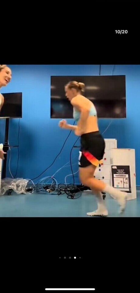 DFB Damen OnlyFans Bilder