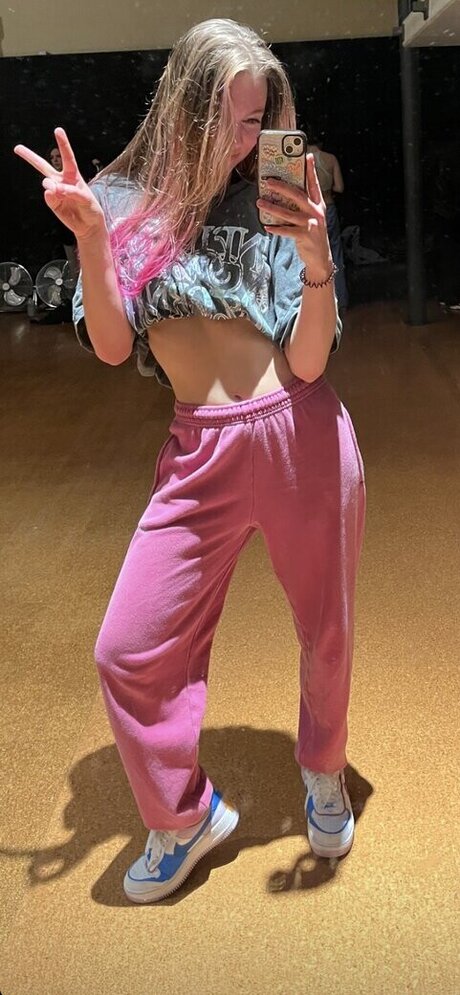 Roflgirl_ OnlyFans Sex Leak