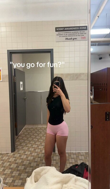 claragsule OnlyFans nackte Brüste