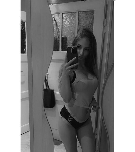 sexy brünette nur fans erotisch Professionell