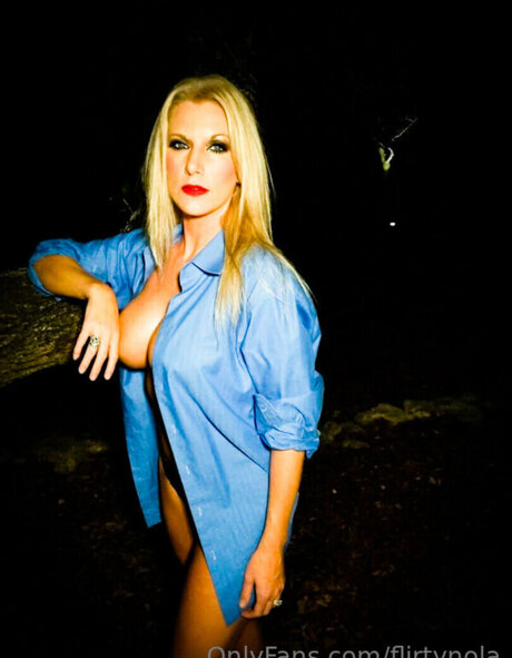 Flirty Nola OnlyFans-Creator