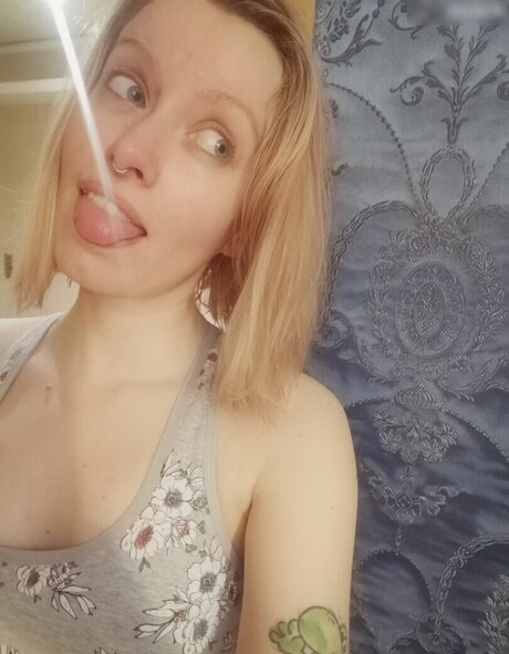 einfachsonina Leaks von Nacktbildern auf OnlyFans