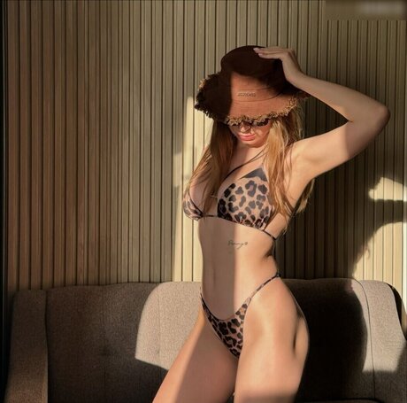 Surovoya Auf OnlyFans