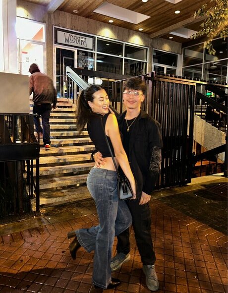 Nevaehmaezee Nacktpornos auf OnlyFans