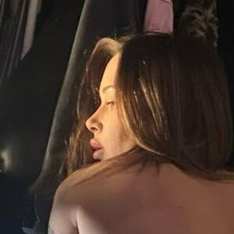 Wolfierisk NurlyFans-Pornos