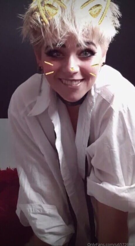 lippen nur fans Pornografisch Aufnahme