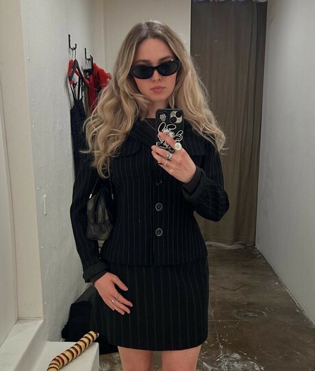 Meg Mills OnlyFans-Creator