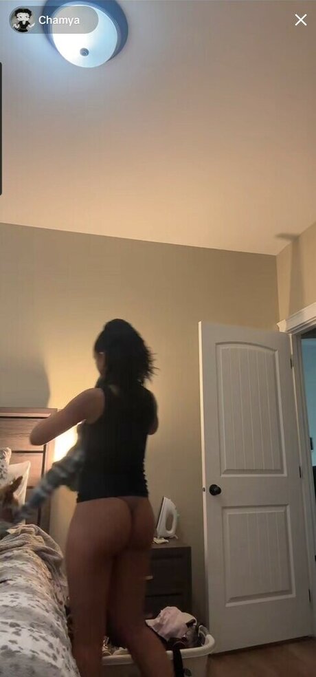 Chamya Johnson Nacktbilder von OnlyFans