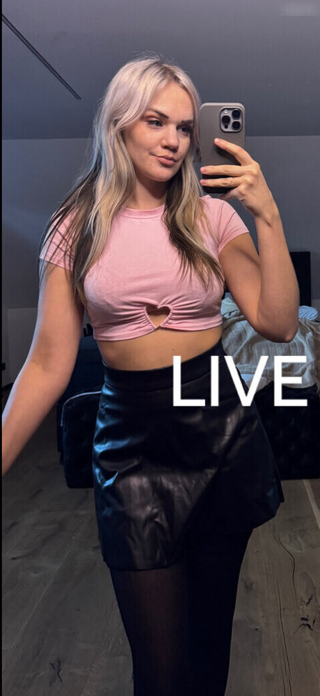 Colaway Nacktbilder OnlyFans geleakt