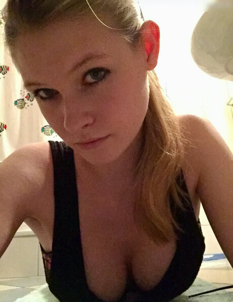 InaSilja OnlyFans-Fotos