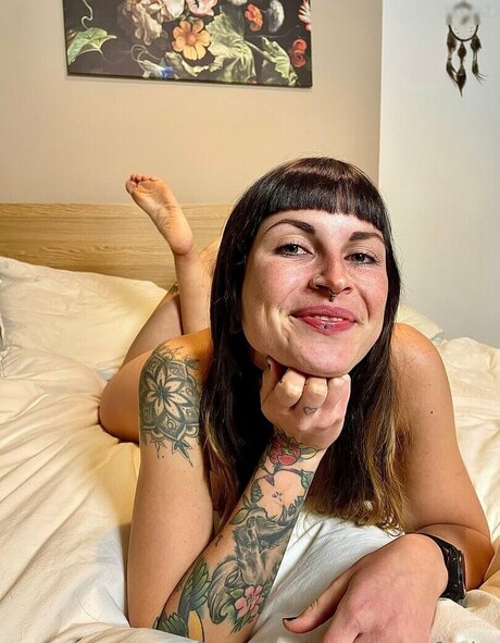 Lenaxfuchs lena fuchs OnlyFans-Post