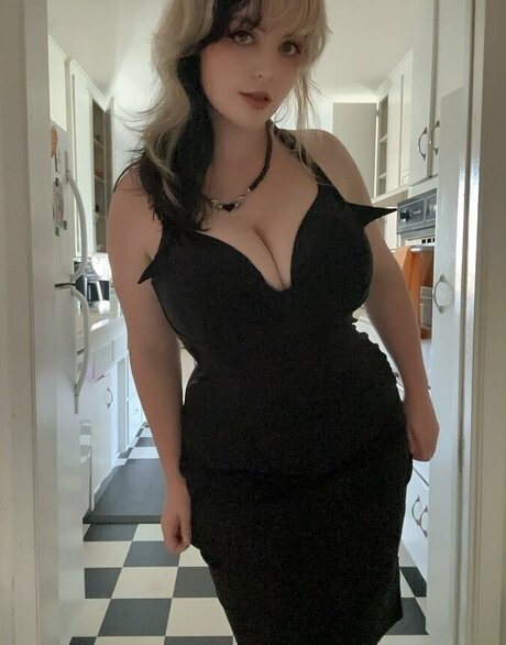 Aretteepls OnlyFans explizite Inhalte