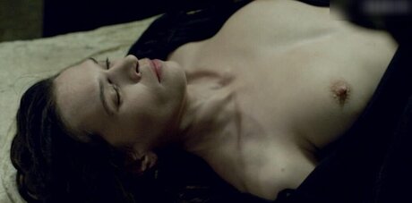 Versailles Fernsehserie_ OnlyFans Leaks