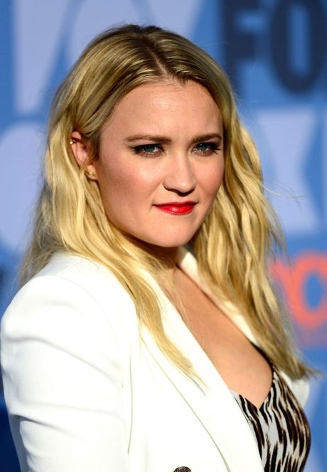 Emily Osment OnlyFans Nacktbilder