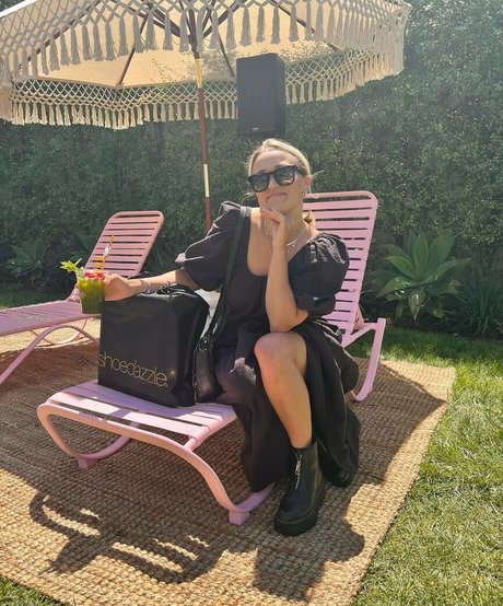 Emily Osment OnlyFans Strip