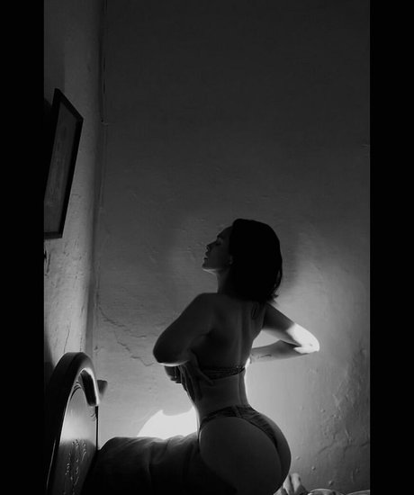 Castizavixens OnlyFans Strip