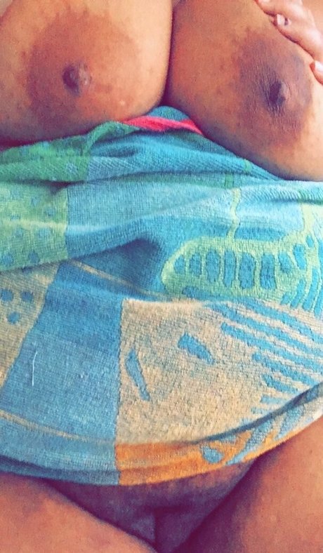 thckslutgoddess OnlyFans Strip