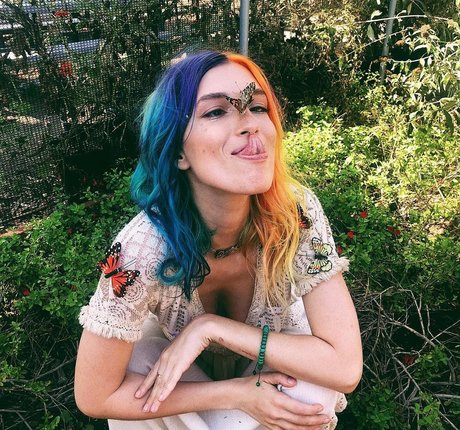 Dani Thorne OnlyFans nackte Brüste